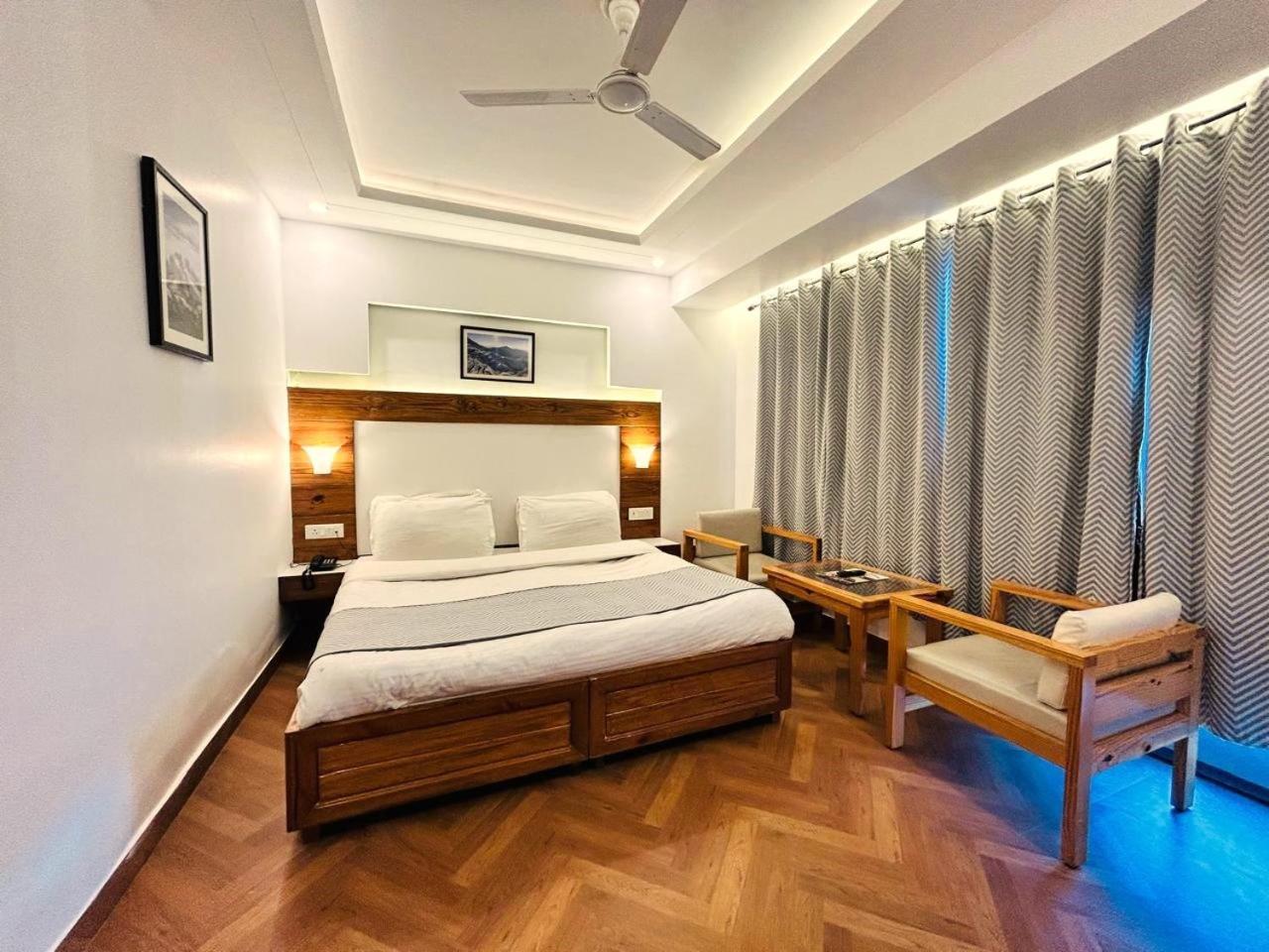 Queens Hill By Edge Mussoorie Exterior photo