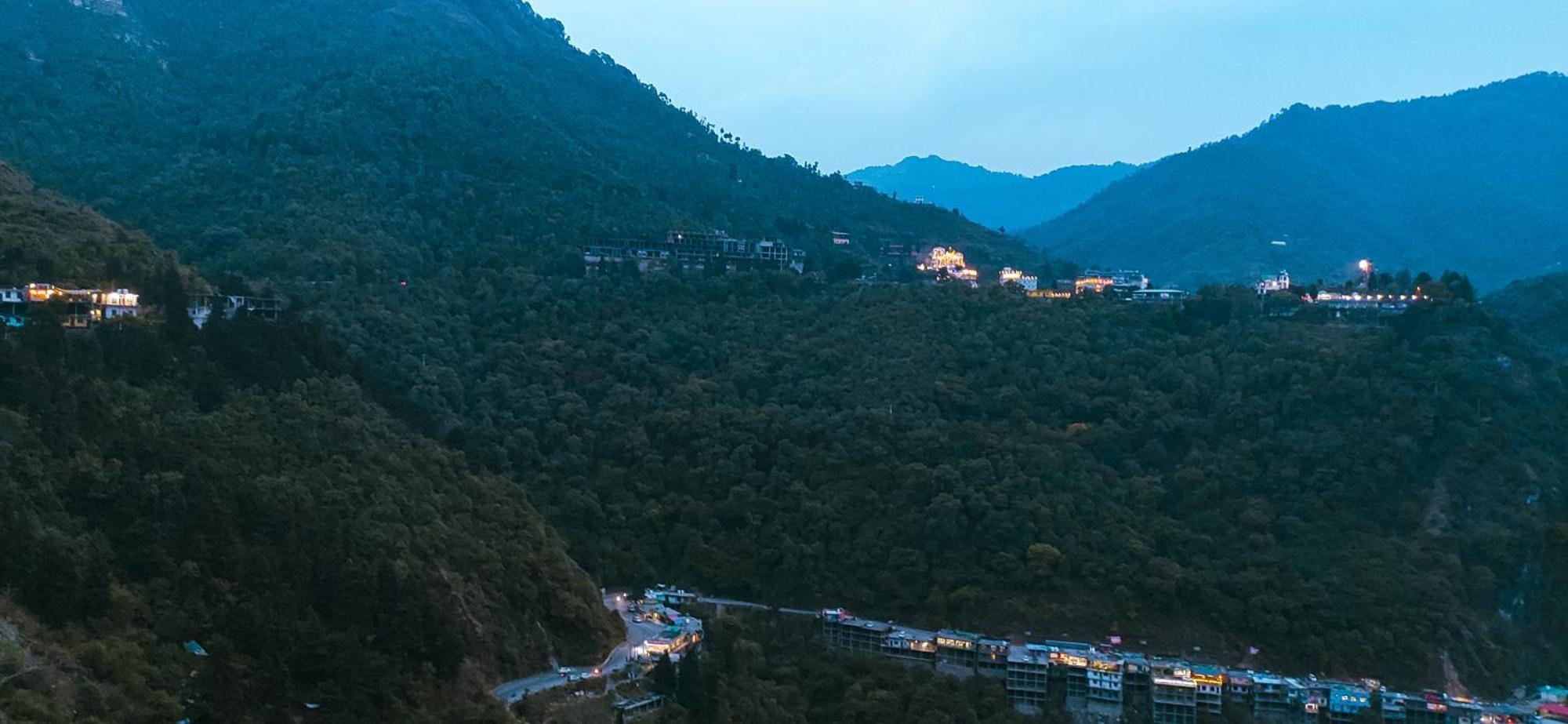 Queens Hill By Edge Mussoorie Exterior photo