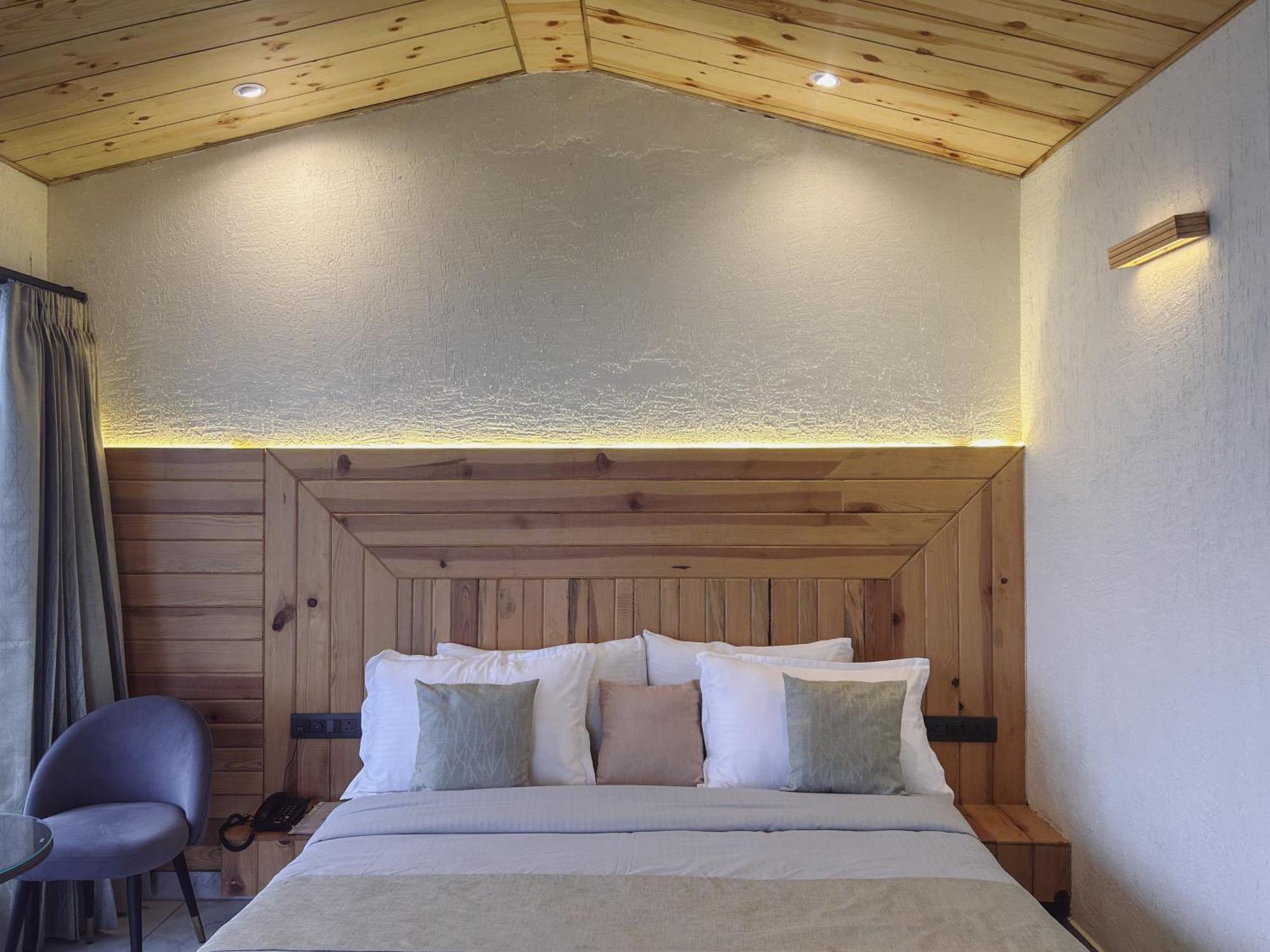 Queens Hill By Edge Mussoorie Exterior photo