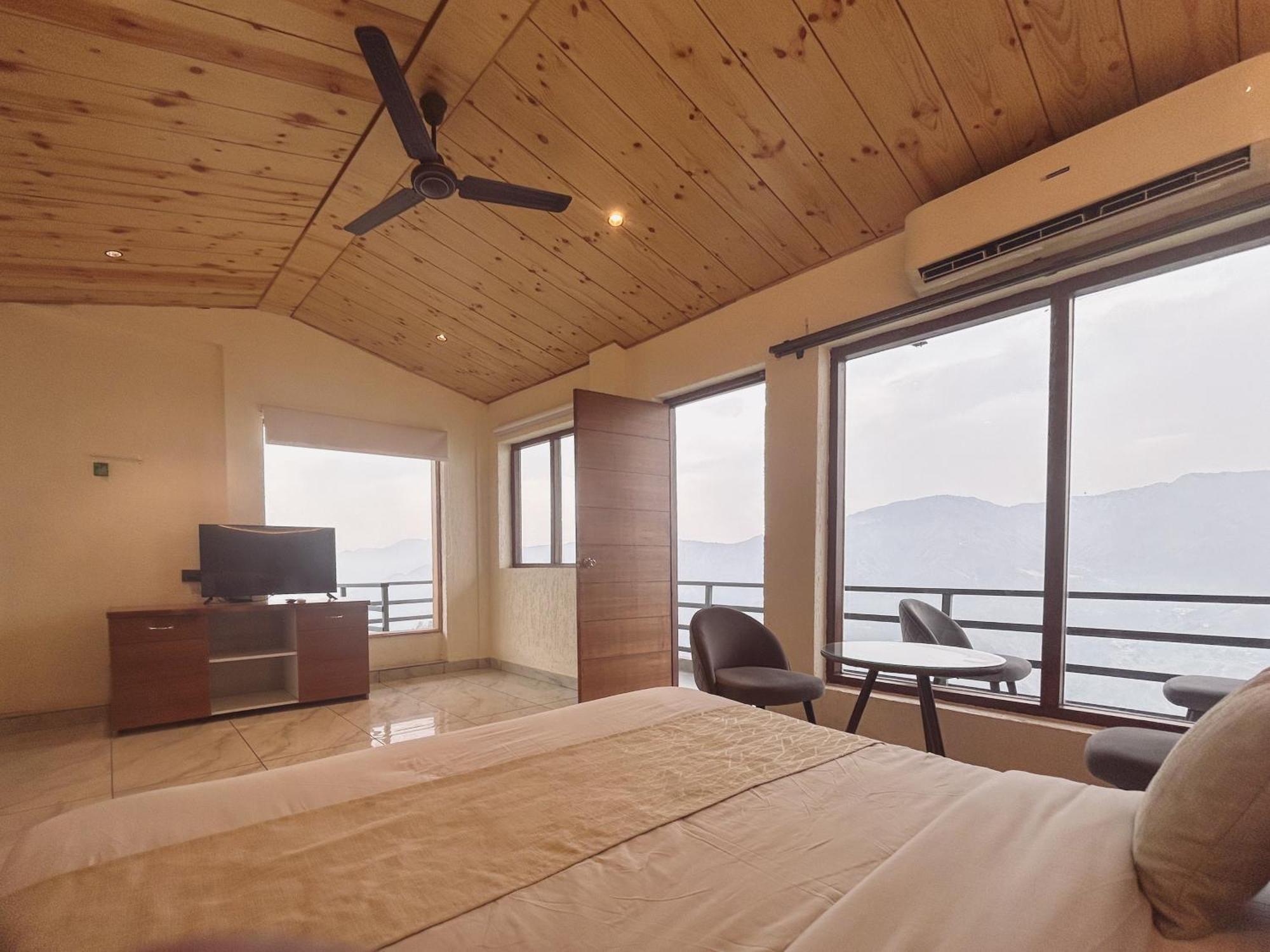 Queens Hill By Edge Mussoorie Exterior photo