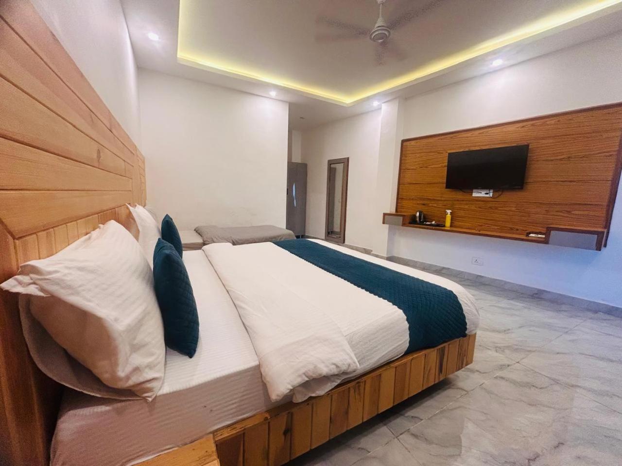 Queens Hill By Edge Mussoorie Exterior photo